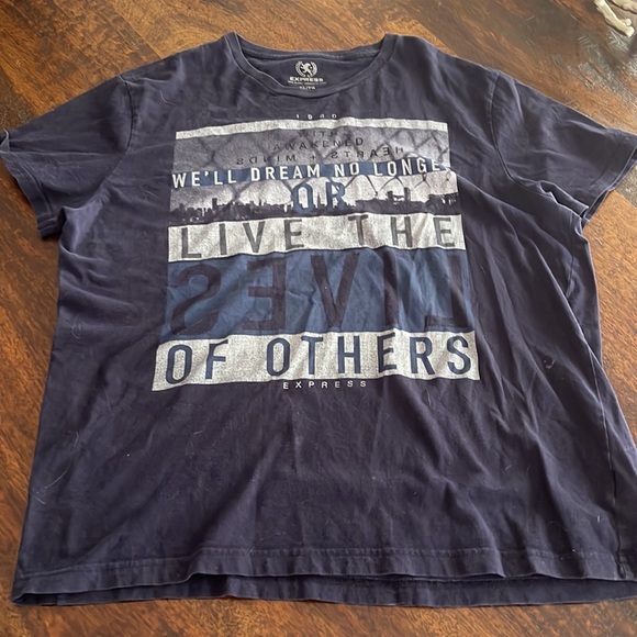 Express tshirts. Never worn. All one price - Picture 4 of 7